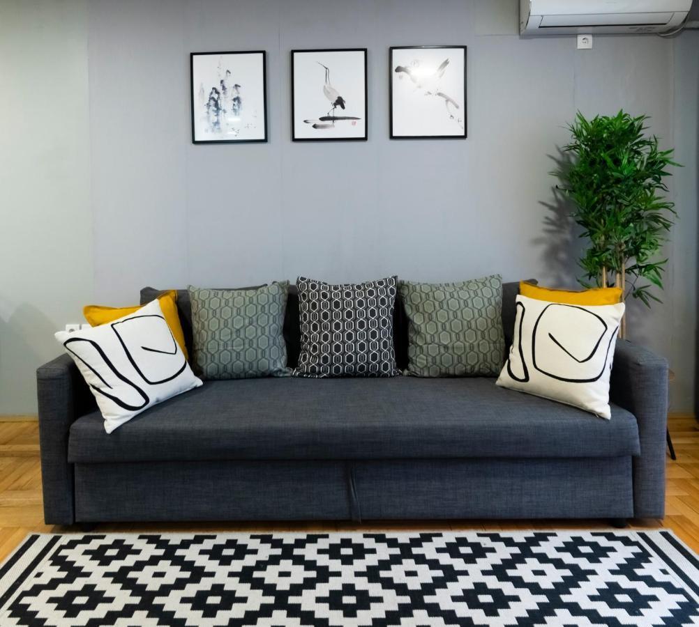 Central Fenix Apartment - Free Private Parking-Fast Wi-Fi 诺威萨 外观 照片