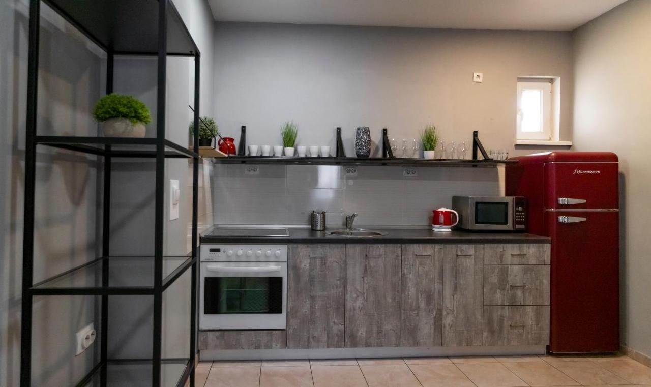Central Fenix Apartment - Free Private Parking-Fast Wi-Fi 诺威萨 外观 照片