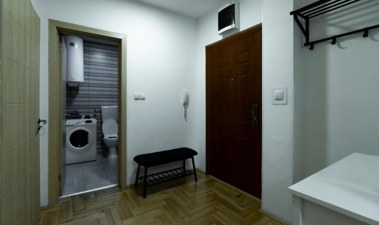 Central Fenix Apartment - Free Private Parking-Fast Wi-Fi 诺威萨 外观 照片
